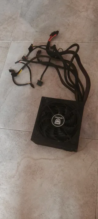 Fuente de Alimentación Nfortec