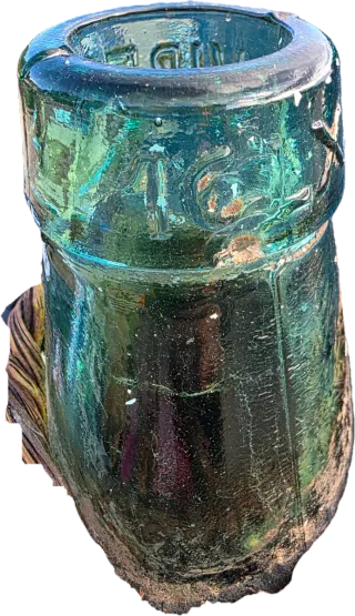 Garrafa de vidrio con esparto