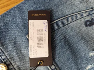 Pantalón vaquero Relish desgastado