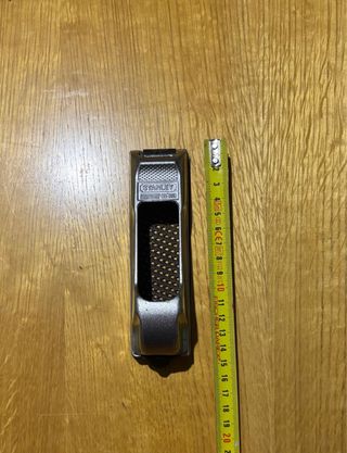 Cepillo metálico Stanley