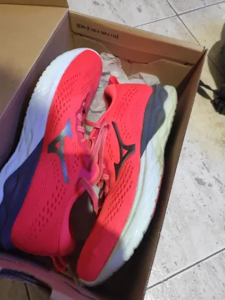 Mizuno Wave Revolt 2 Talla 38