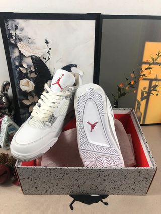 Jordan 4 Blanco Talla 37.5 Hombre