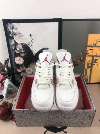 Jordan 4 Blanco Talla 37.5 Hombre