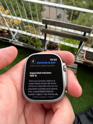 Apple Watch Ultra 2 - 100% salud