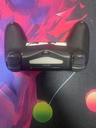 PS4 (PlayStation 4) Negra + 2 Juegos