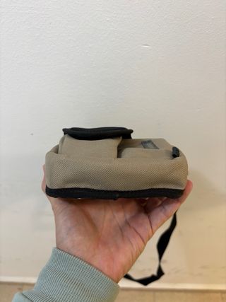 Bolso bandolera Billabong beige y negro