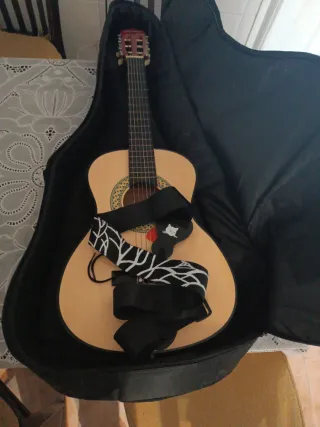 Guitarra para niño con funda