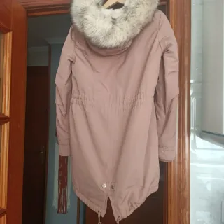 Parka Chaquetón Rosa con Capucha y Cremalleras