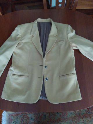 Americana de cachemira talla 44