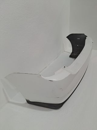 PARAGOLPES TRASERO TOYOTA PRIUS (NHW20)