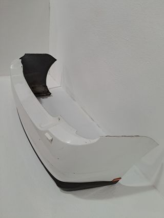 PARAGOLPES TRASERO TOYOTA PRIUS (NHW20)