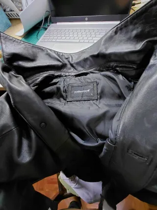 Chaqueta de piel hombre negra