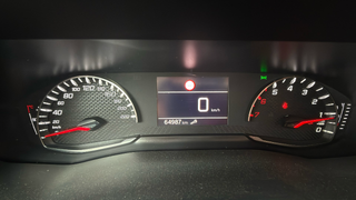 Peugeot 208 BlueHDi 100 Allure 73 kW (100 CV)