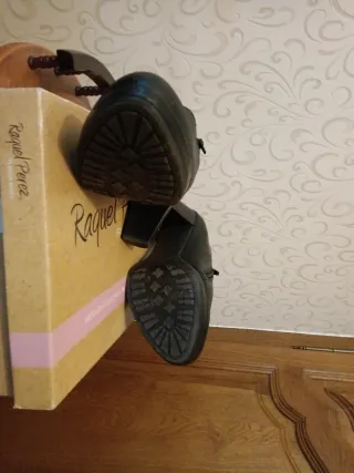 Botines Raquel Perez Negros Talla 39