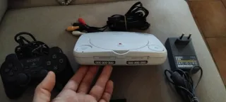 Psone + Mando + Final Fantasy 8