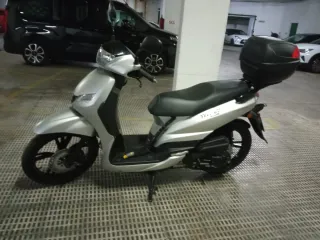 Peugeot Tweet 49cc con 300km 2018