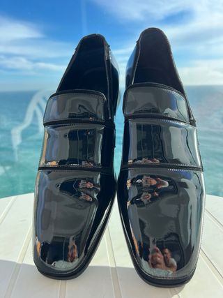 Zapatos de charol Jimmy Choo negros