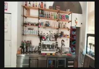 SE TRASPASA NEGOCIO EN PLENO FUNCIONAMIENTO.