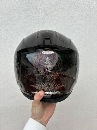 Casco Scorpion Negro con Diseño