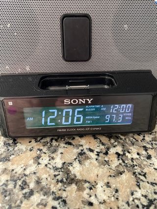 Radio Despertador/Altavoz Sony ICF-C1iPMK2