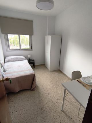 Piso compartido Sevilla este  Emilio Lemon