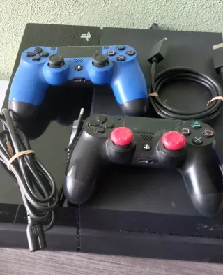 PS4 (PlayStation 4) + Juegos