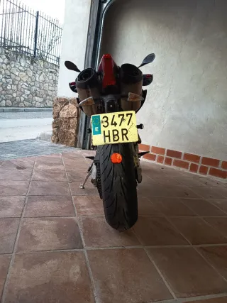 Aprilia Dorsoduro 750 Supermoto