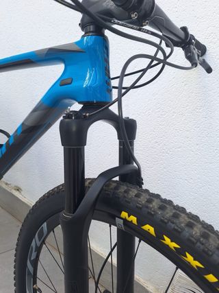 Bicicleta MTB Giant XTC Advanced 29ER0 CARBONO