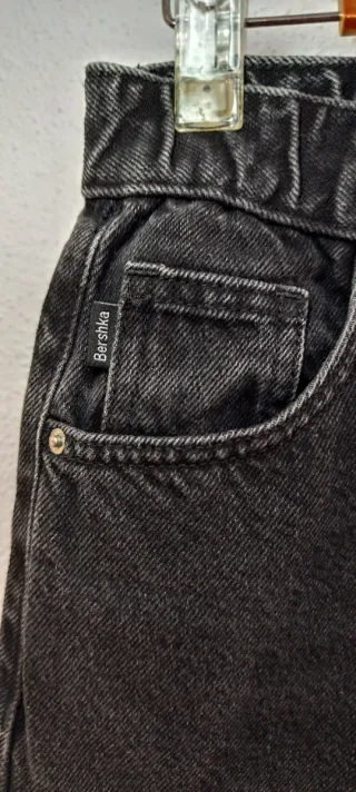 Pantalón vaquero negro