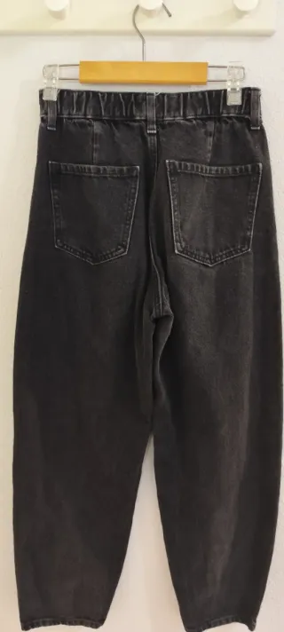 Pantalón vaquero negro