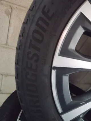 4 LLANTAS BMW 17"  PULGADAS BICOLOR + NEUMATICO