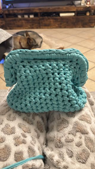 Borsa fatta a mano color azzurro acqua