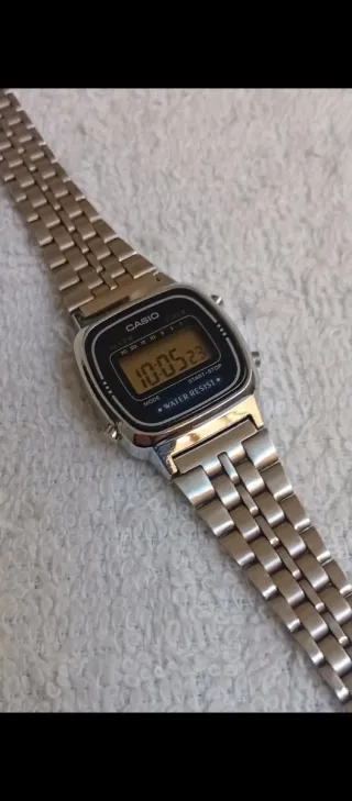 Reloj CASIO de mujer