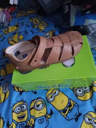 Sandalias niño marrones Sin estrenar Talla 31