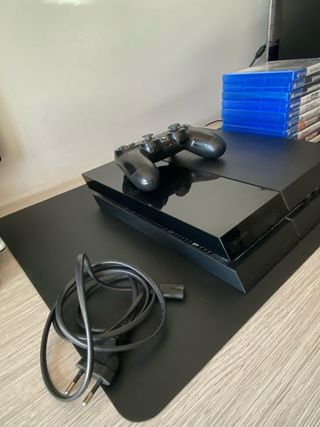 PlayStation 4 (PS4) Nera + 10 giochi