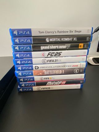 PlayStation 4 (PS4) Nera + 10 giochi