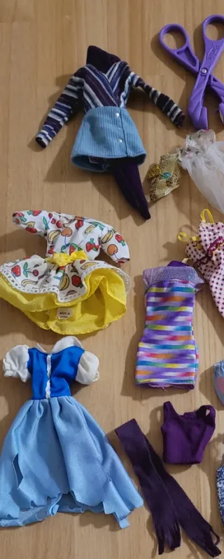 Lote Ropa y Accesorios Muñeca