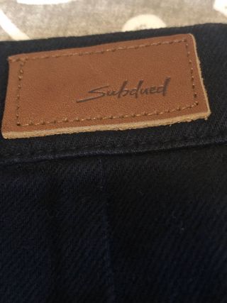 Pantalones negros anchos cómodos