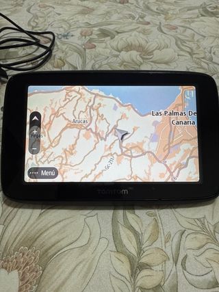 GPS TomTom con cargador