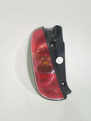 PILOTO TRASERO IZQUIERDO LANCIA YPSILON (101)