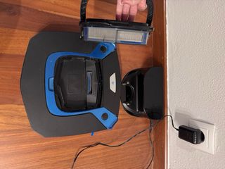 Aspiradora Robot Philips con Cargador. Urge venta