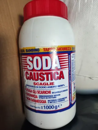 Soda Caustica Scaglie 1000g
