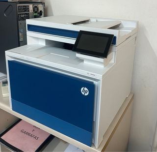 Impresora HP LaserJet Pro MFP 4302dw