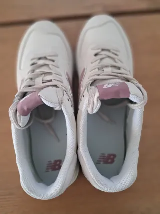 Zapatillas New Balance 574 Beige y Rosa
