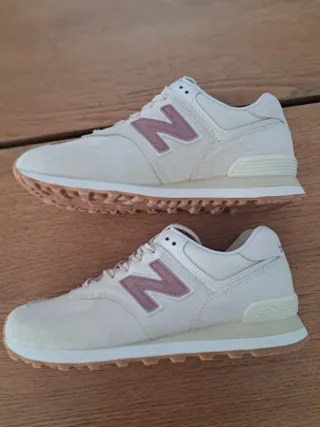 Zapatillas New Balance 574 Beige y Rosa