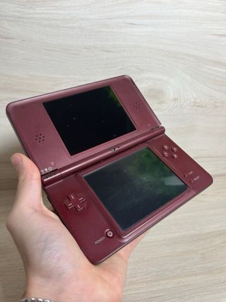 Nintendo DSi XL