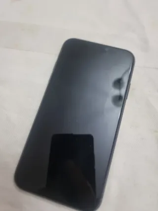 iPhone 11 64GB Batería 83%