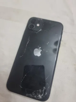 iPhone 11 64GB Batería 83%