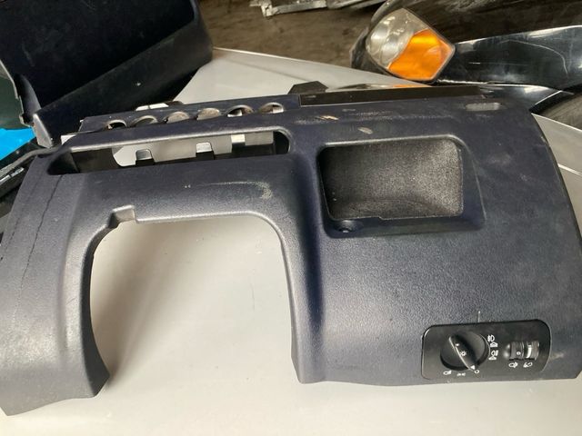 Guantera Audi A3 8L y Leon MK1