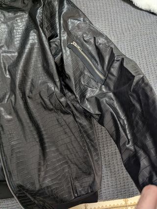 Chaqueta Cocodrilo Sintética Negra